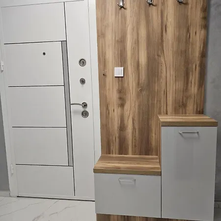 Bohemi With Free Parking Apartment Burgas City